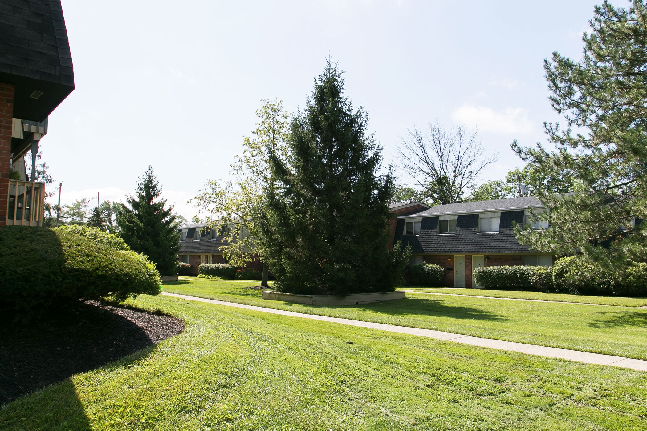 Finneytown, Cincinnati - (see pics & AVAIL)