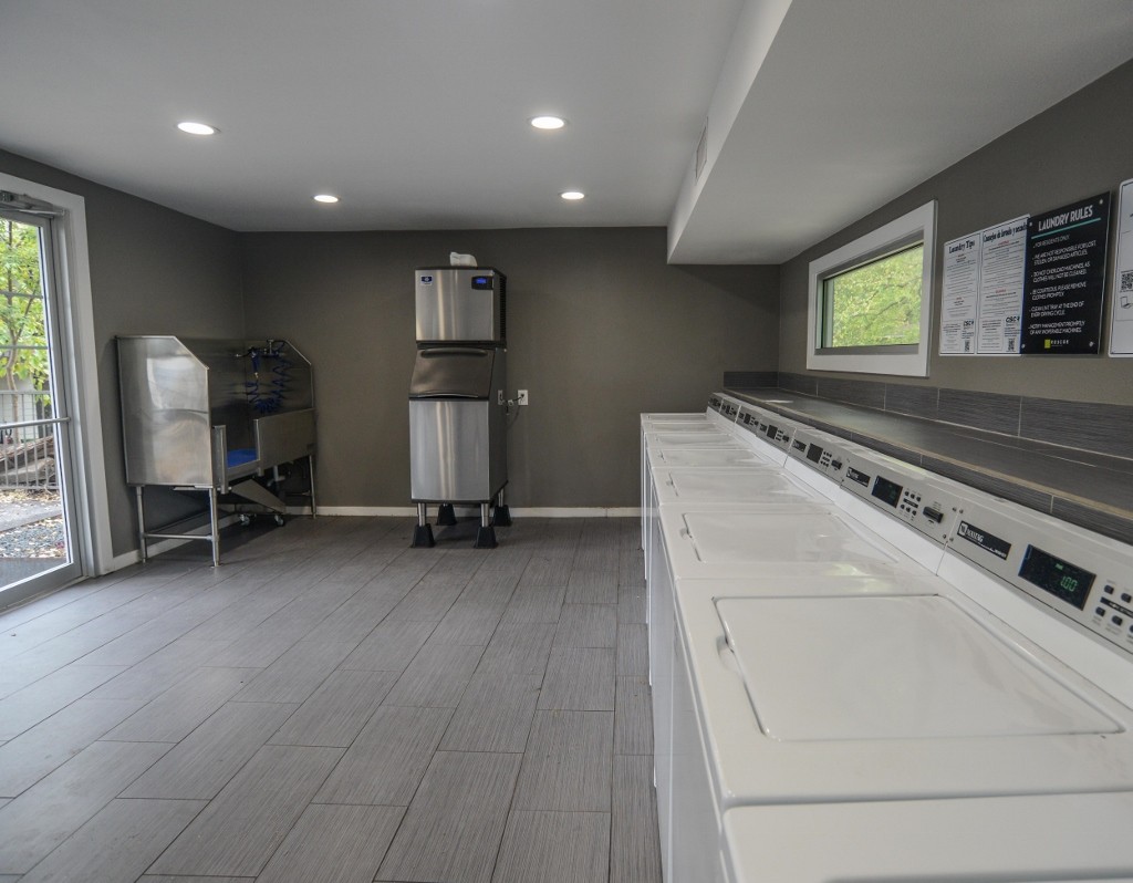 Timbercreek Apartments, Austin - (see pics & AVAIL)