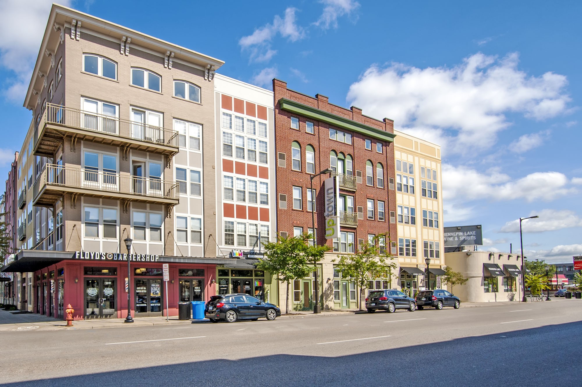 Uptown Lake Apartments, Minneapolis (see pics & AVAIL)