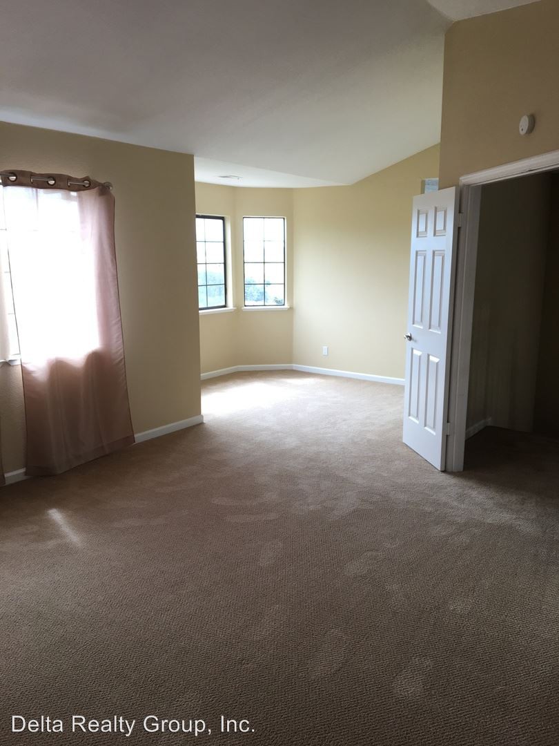 What's the most expensive residential rental available in Vallejo?