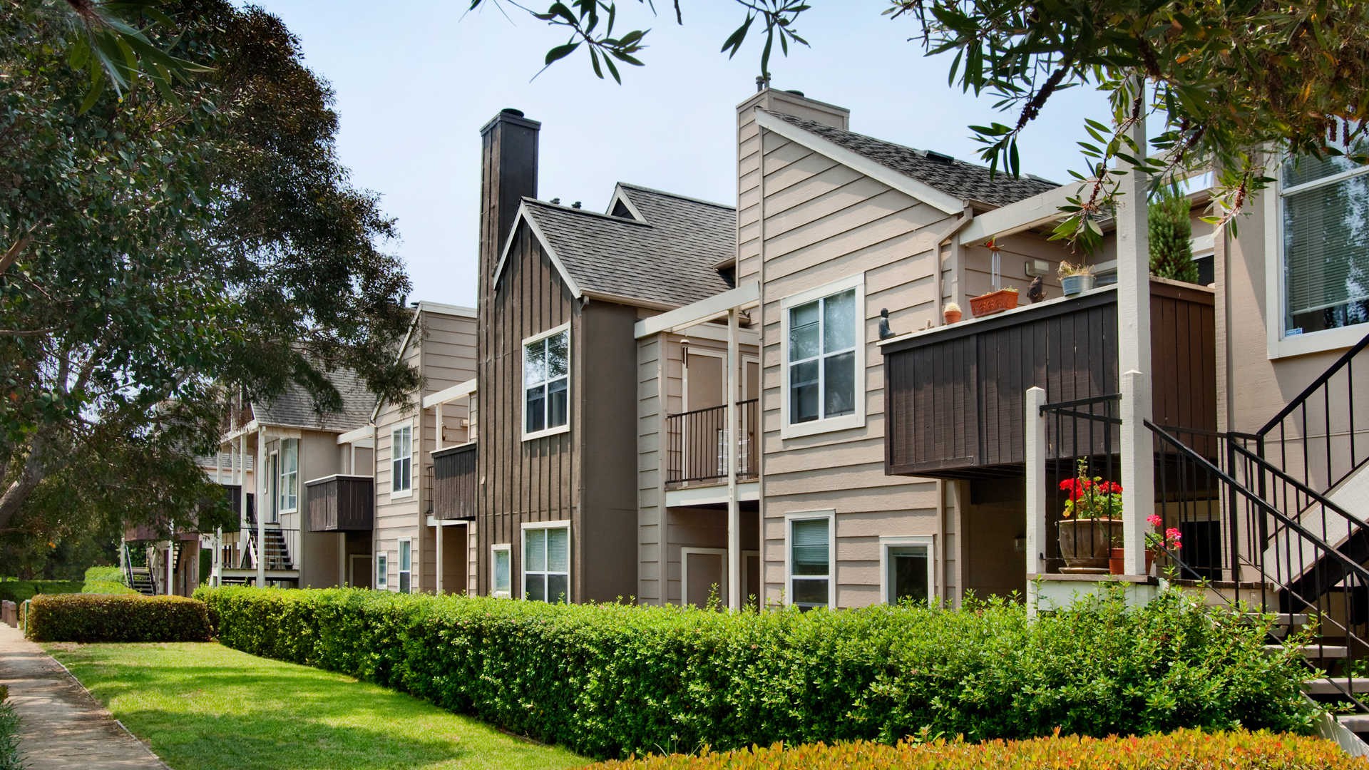 Riva Terra Apartments at Redwood Shores, Redwood City - (see reviews