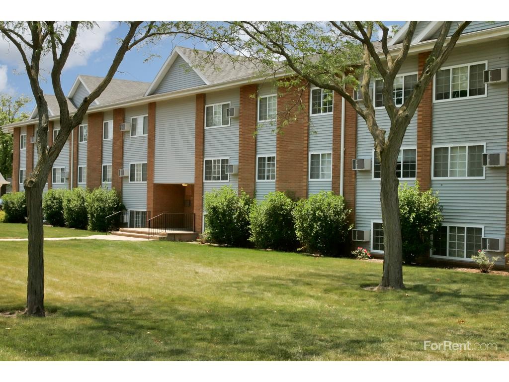 The Pointe at Cedar Rapids 40674001 Sherman St NE, Cedar Rapids, IA